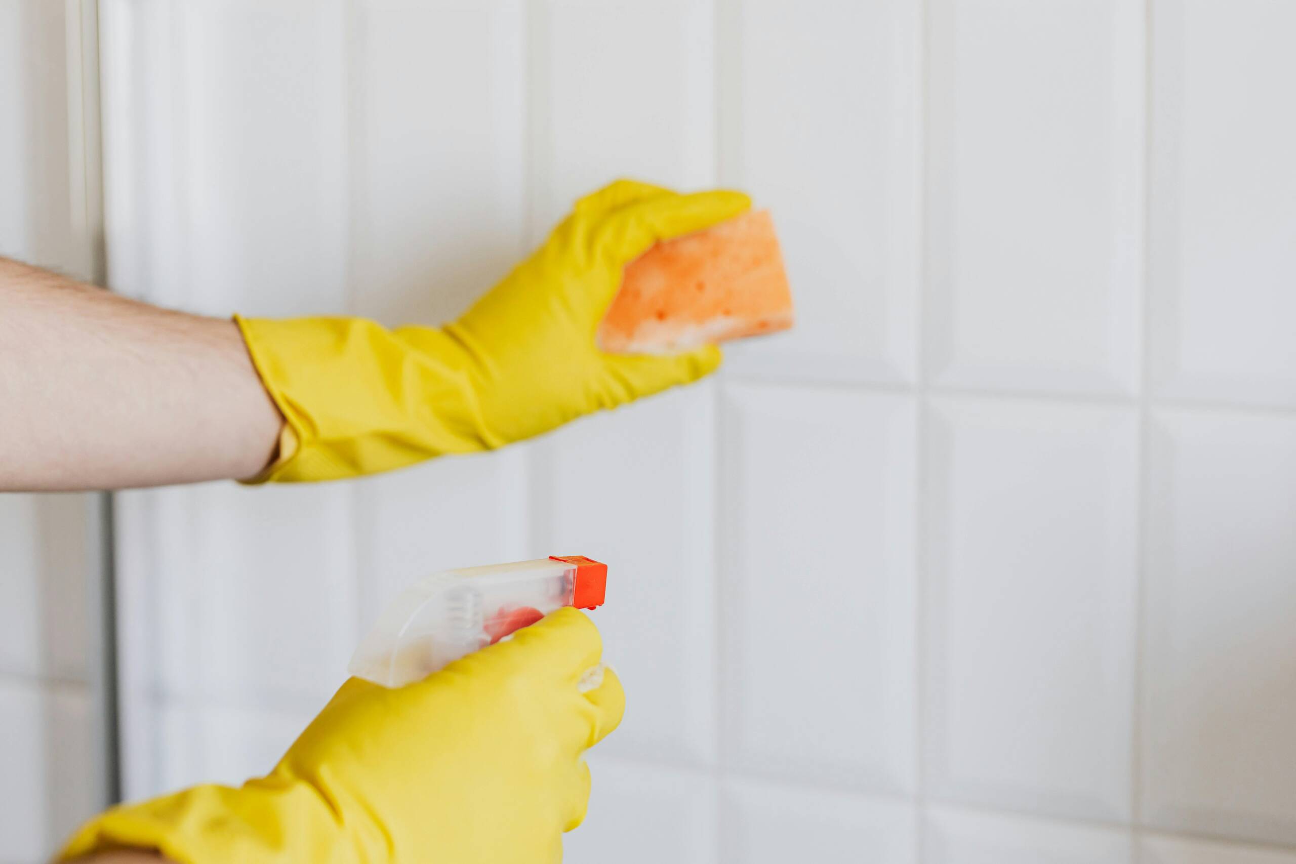 Dirty Tile Grout Cleaning